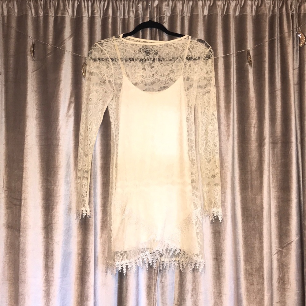 White lace dress